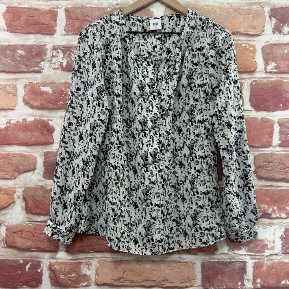 CAbi Top Women's Small Black Geometric Polyester Pullover Long Sleeve Blouse